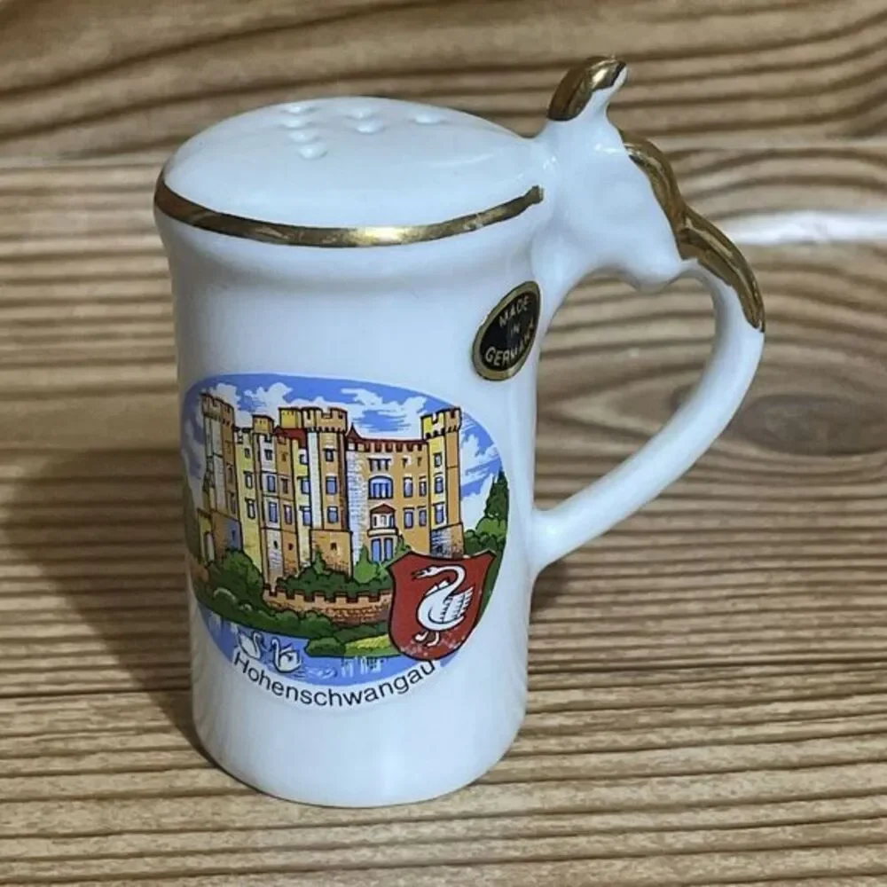 Vintage Mini Beer Stein Salt & Pepper Shakers Made In Germany Neuschwanstein‎